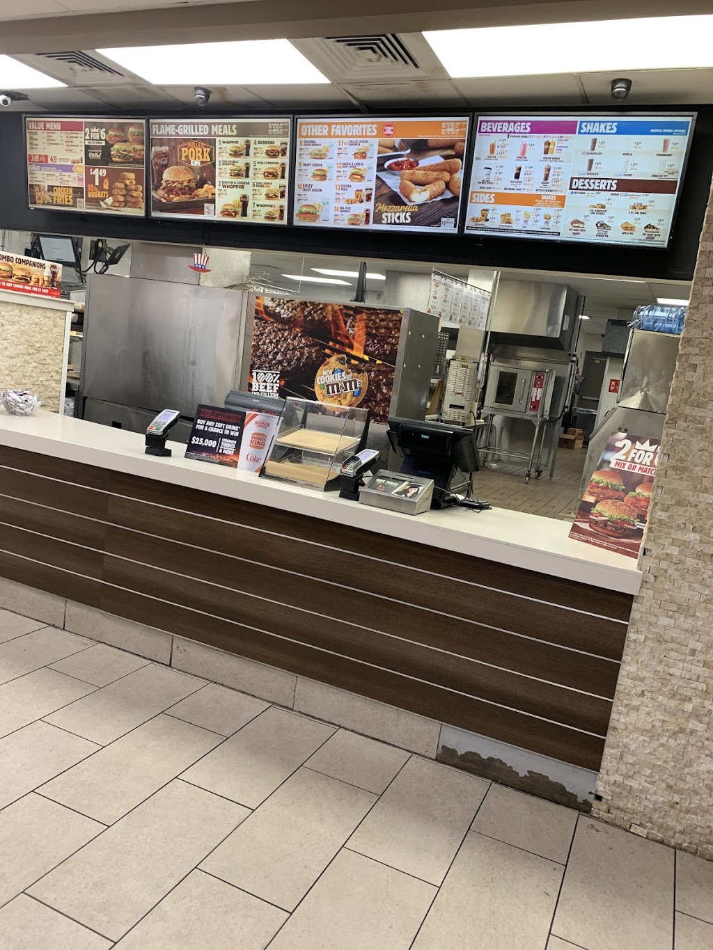 Burger King | 2945 Vineland Rd, Kissimmee, FL 34746, USA | Phone: (407) 239-8435