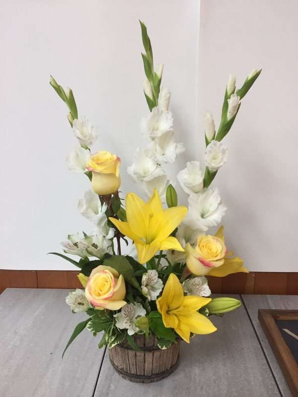 Silver leaf Florist and Boutique | 217 E Culver Rd, Knox, IN 46534, USA | Phone: (574) 772-4005