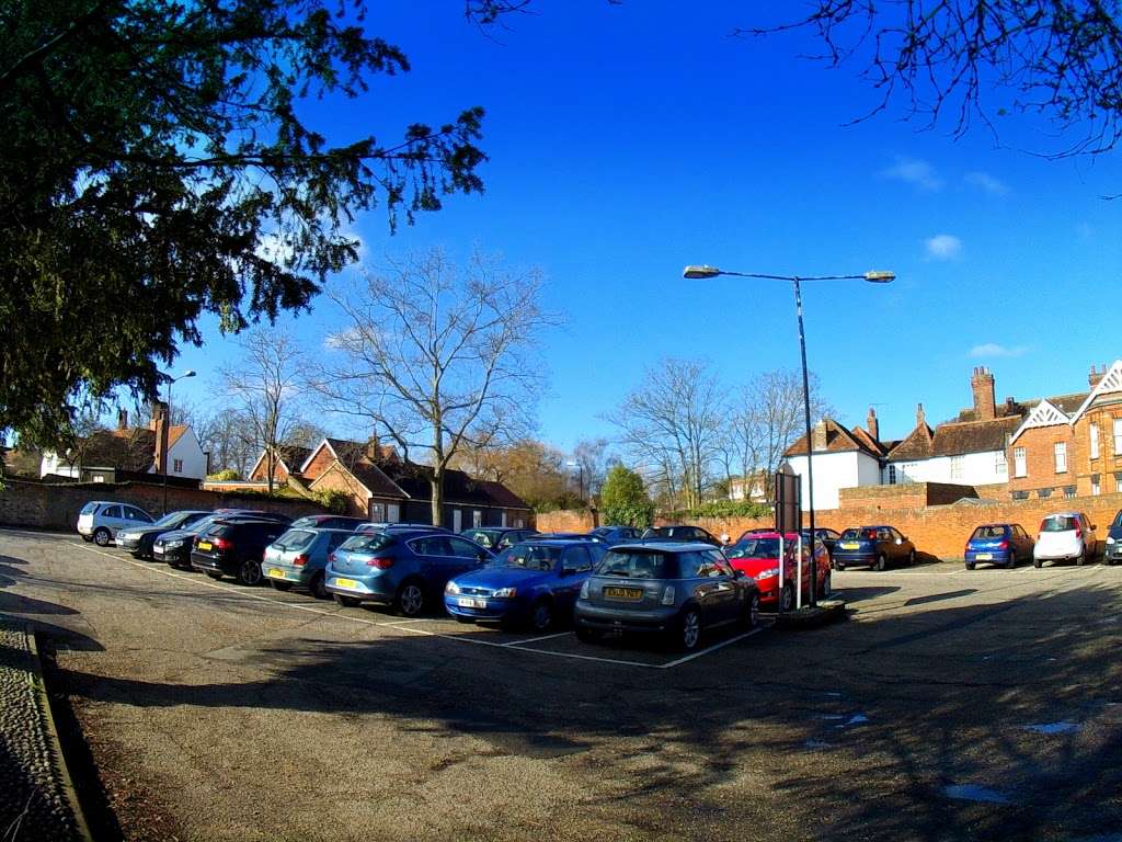 Writtle Car Park | The Green, Writtle, Chelmsford CM1 3DT, UK | Phone: 01245 606710