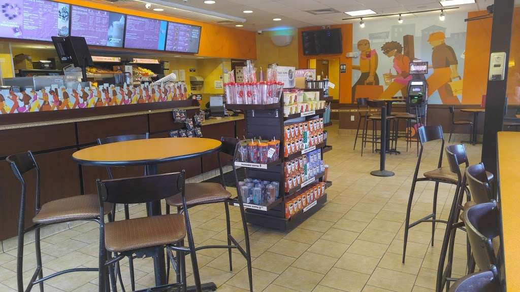 Dunkin | 8 NH-111, Atkinson, NH 03811, USA | Phone: (603) 362-5160