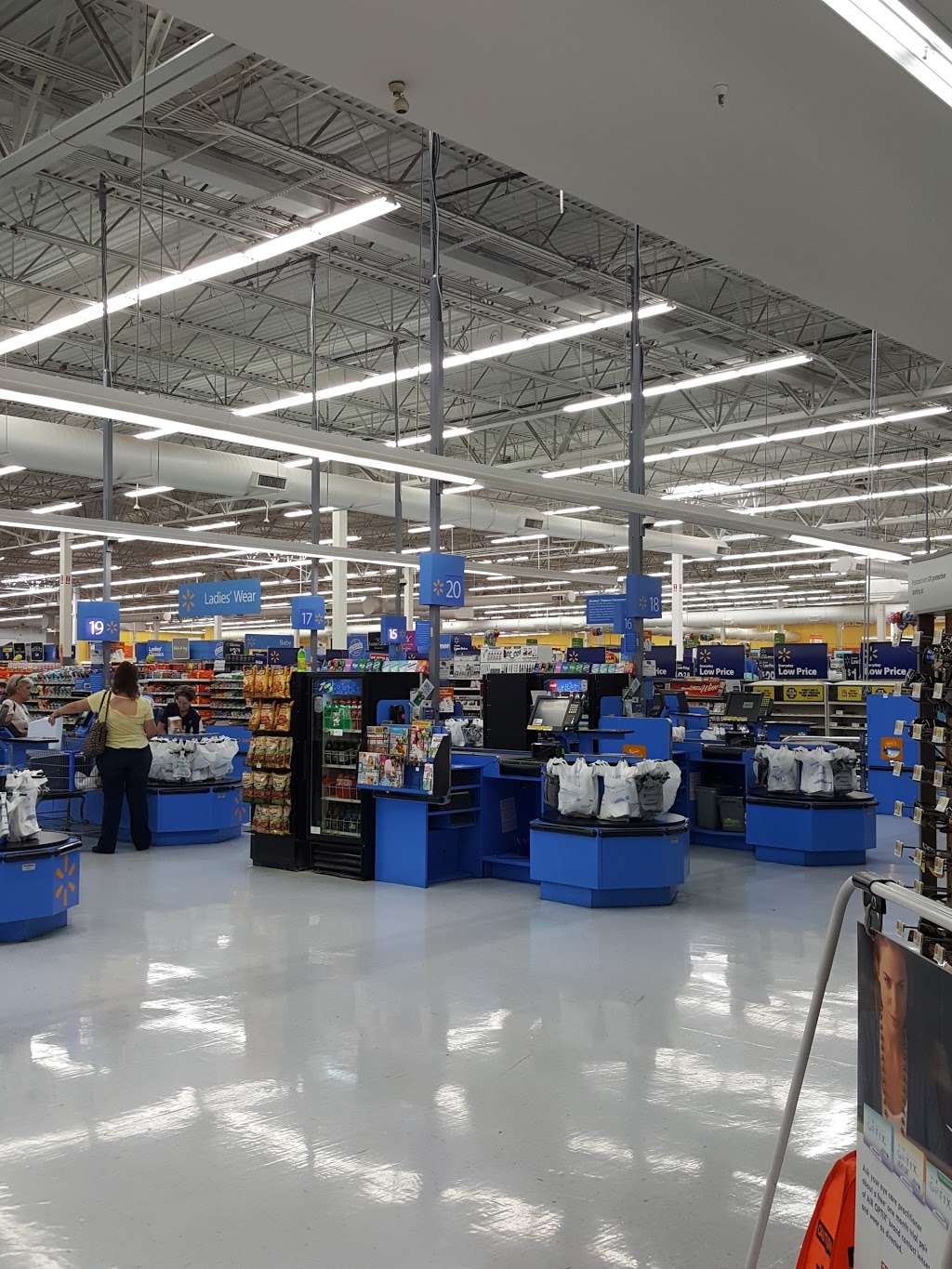 Walmart Supercenter | 301 Cooper Blvd, Warrensburg, MO 64093 | Phone: (660) 747-1505