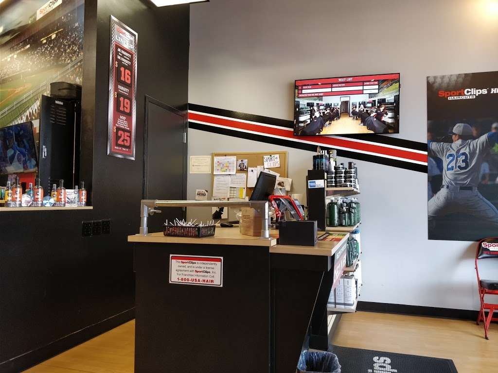 Sport Clips Haircuts of Woodridge | 6430 Main St Suite #110, Woodridge, IL 60517, USA | Phone: (630) 353-1980