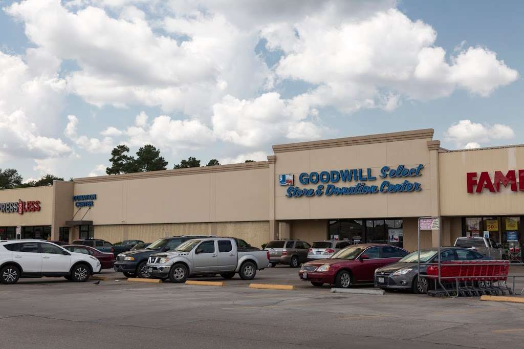 Goodwill Houston Select Stores | 5611 Uvalde Rd, Houston, TX 77049 | Phone: (713) 970-1790