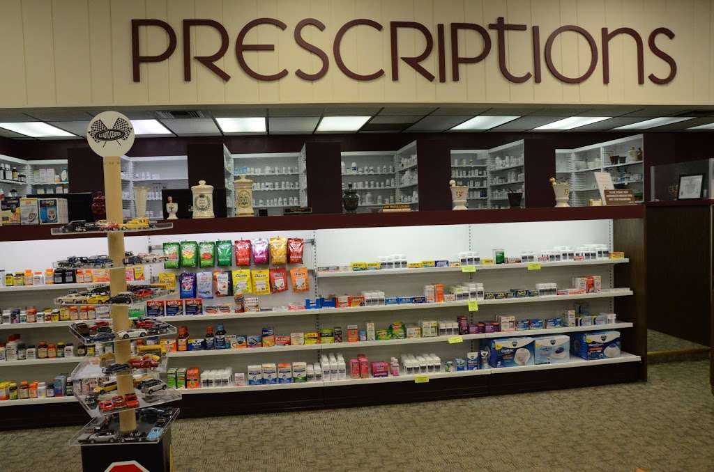 McCulloughs Prescriptions | 547 Kenosha St, Walworth, WI 53184, USA | Phone: (262) 275-2138