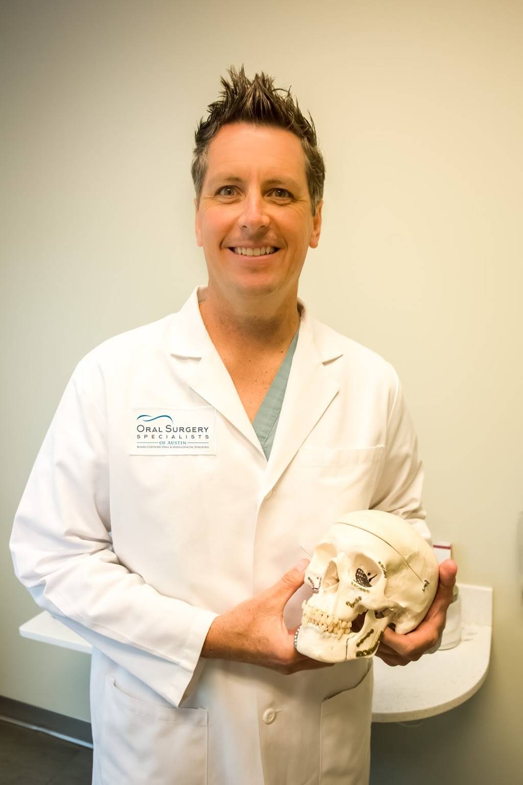 Matthew Largent, MD, DDS - Oral Surgery Specialists Of Austin | 5301 Davis Ln #102, Austin, TX 78749, USA | Phone: (512) 838-3118