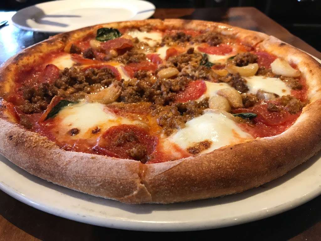 Boca Pizzeria | 1544 Redwood Hwy, Corte Madera, CA 94925 | Phone: (415) 924-3021