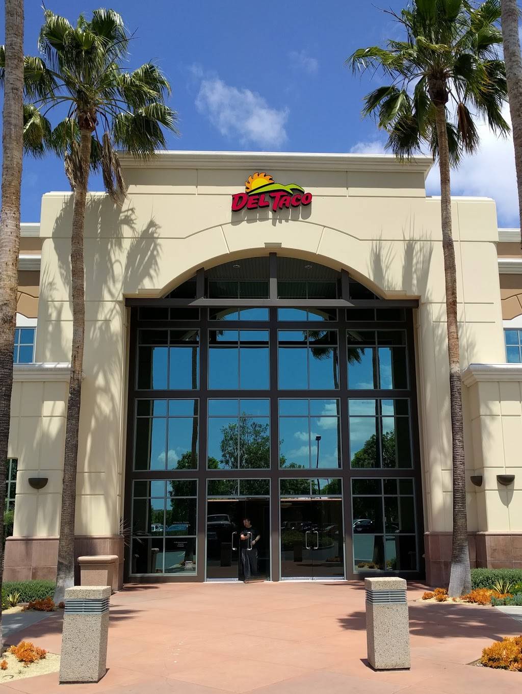 Del Taco Corp Headquarters ,needcorporate phone # | 25521 Commercentre Dr # 200, Lake Forest, CA 92630, USA | Phone: (949) 462-9300