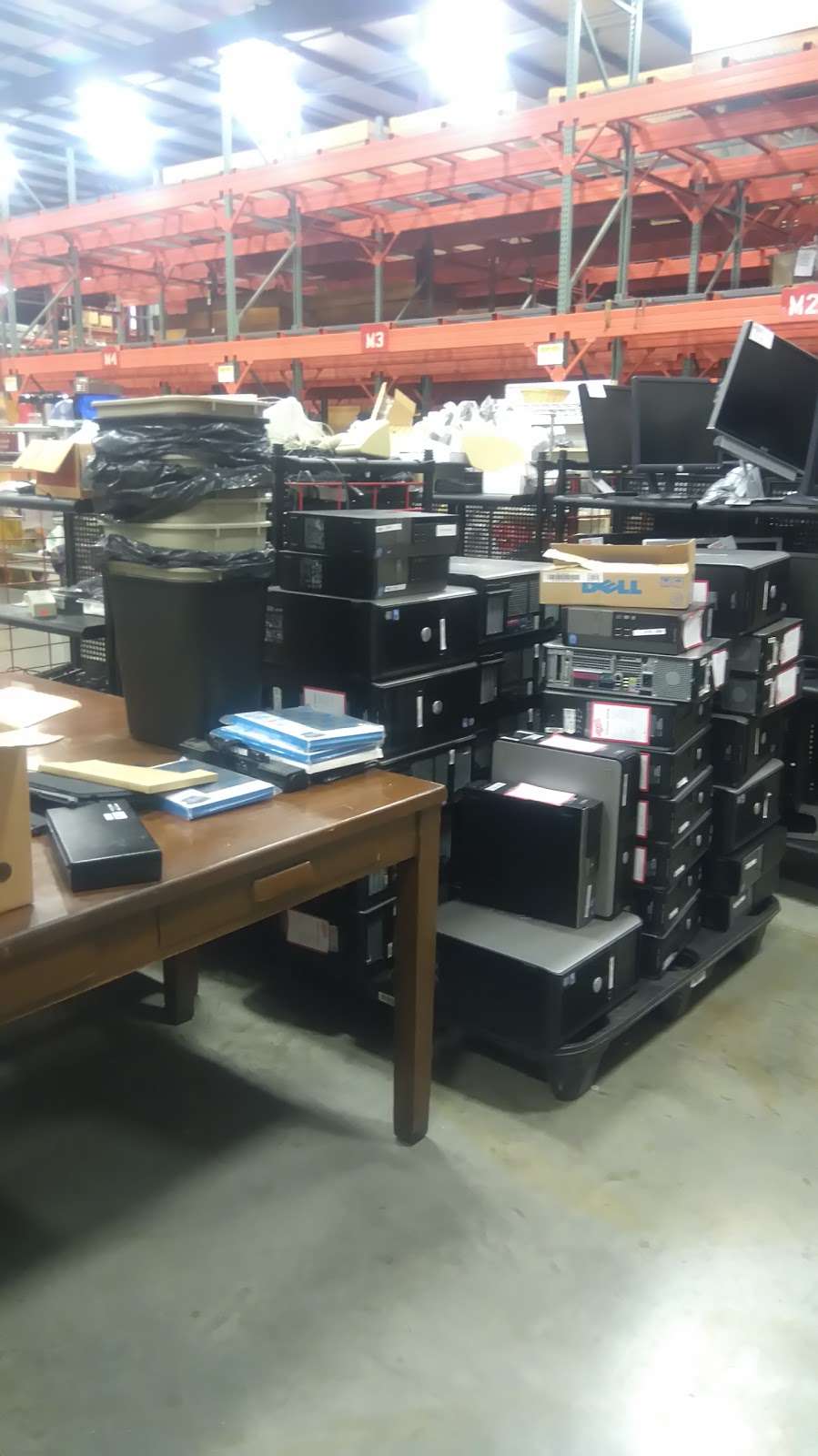 Indiana University Surplus Stores | 2931 E 10th St, Bloomington, IN 47408, USA | Phone: (812) 855-2475