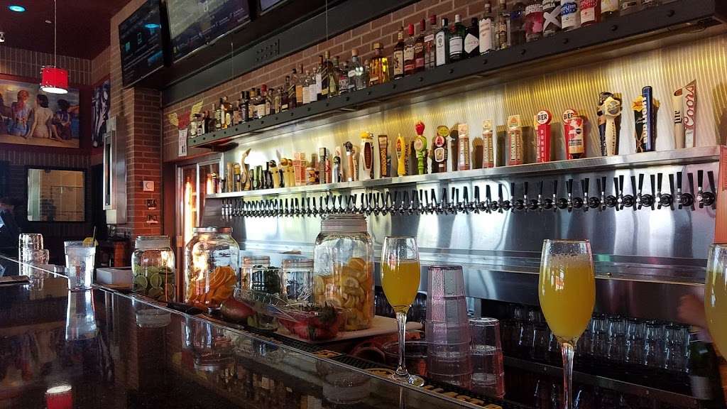 Rock & Brews | 5701 W 135th St, Overland Park, KS 66223, USA | Phone: (913) 499-6495