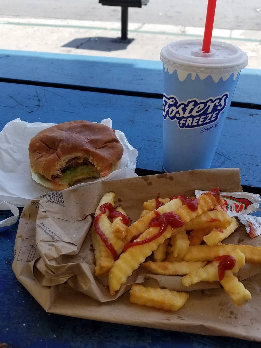 Fosters Freeze | 999 South La Brea Blvd, Inglewood, CA 90301, USA | Phone: (310) 673-2967