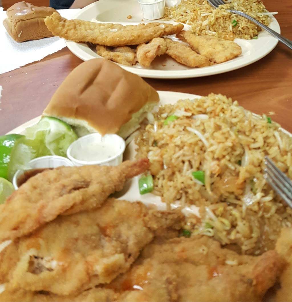 Mannies Seafood Restaurant | 8520 Gulf Fwy, Houston, TX 77017, USA | Phone: (713) 641-5003