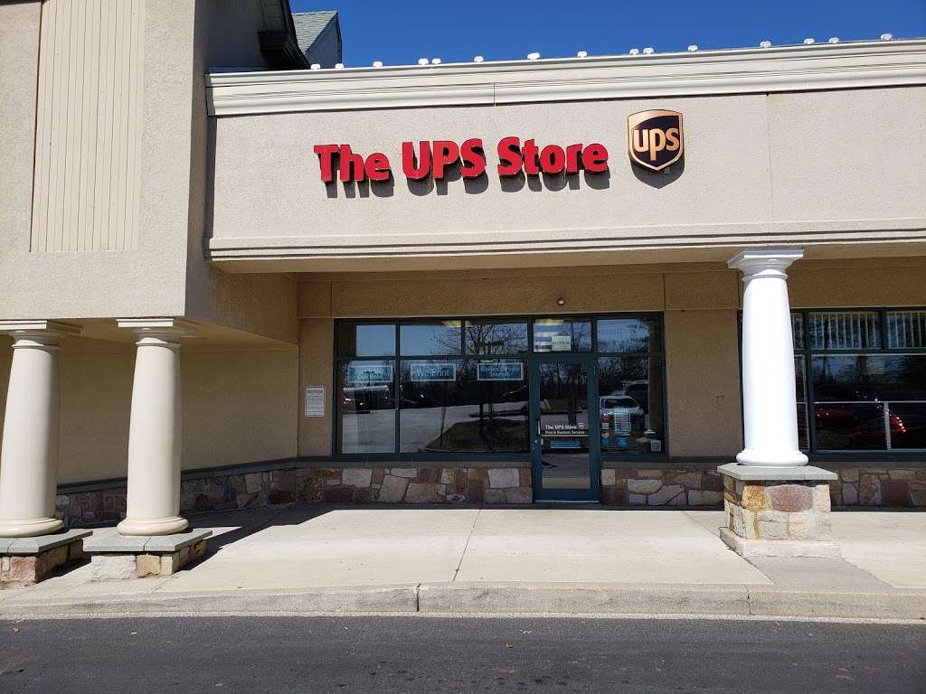 The UPS Store | 1121 N Bethlehem Pike Ste 60, Spring House, PA 19477, USA | Phone: (215) 283-9991