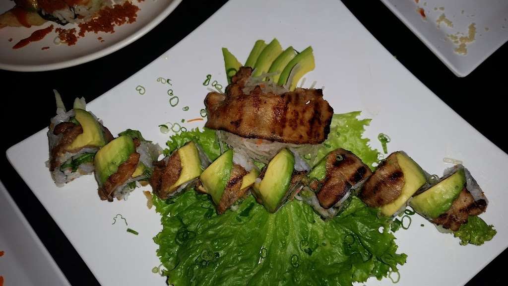 SakeBomber Sushi & Grill | 1705 E Broadway Rd, Tempe, AZ 85282, USA | Phone: (480) 557-9416