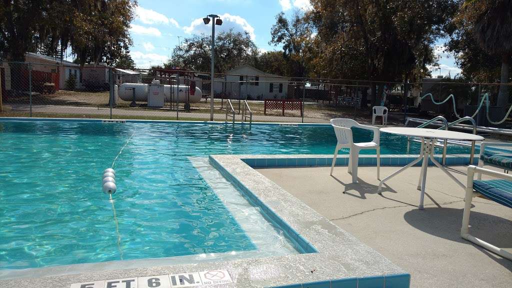 Paradise Island RV Park | 32000 US-27, Haines City, FL 33844, USA | Phone: (863) 439-1350