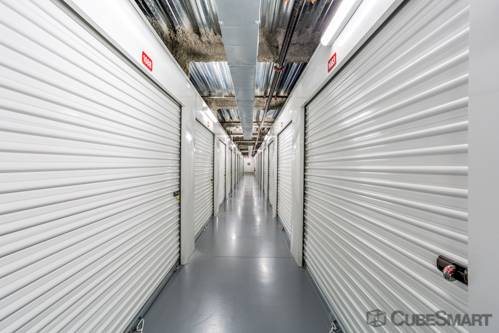 CubeSmart Self Storage | 7710 Alexander Town Blvd, Raleigh, NC 27617, USA | Phone: (919) 748-5104