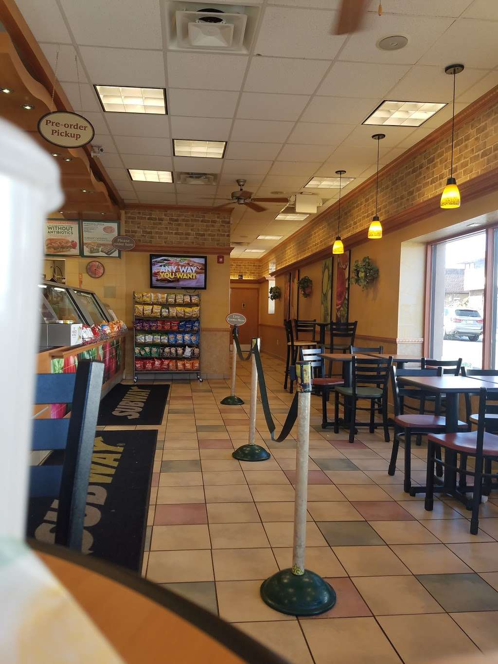 Subway Restaurants | 147 Union Blvd, Totowa, NJ 07512 | Phone: (973) 925-7373