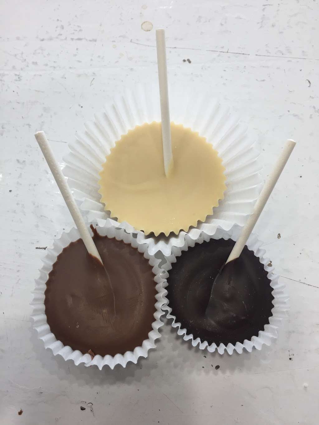 Van Holtens Homemade Chocolates | 1893 NJ-88, Brick, NJ 08724 | Phone: (732) 840-0888