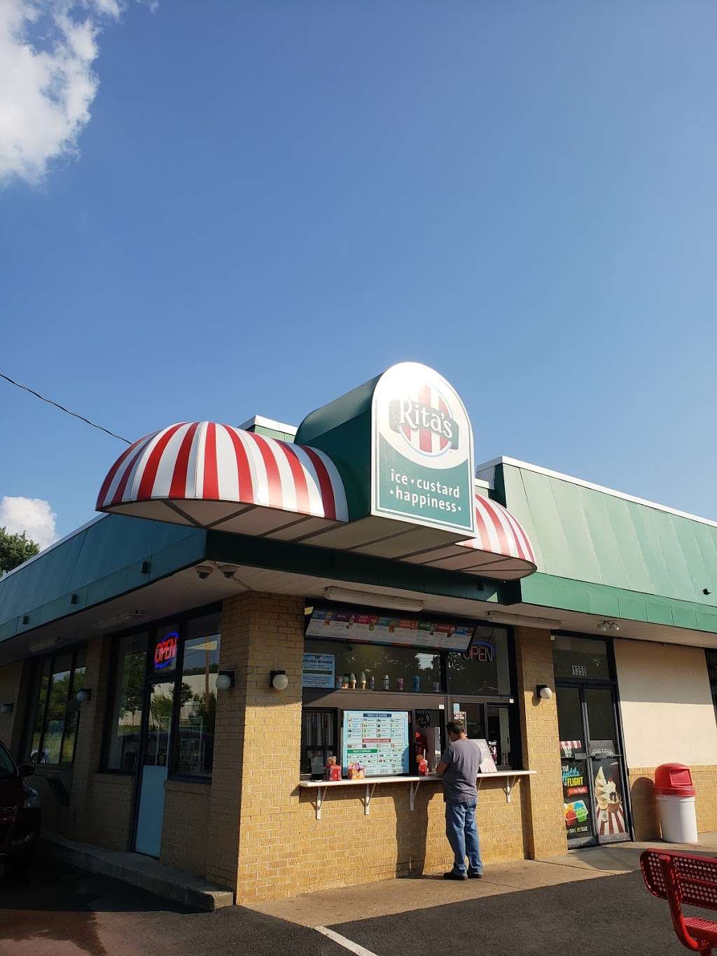 Ritas Italian Ice & Frozen Custard | 1350 N Charlotte St, Pottstown, PA 19464, USA | Phone: (610) 970-5152