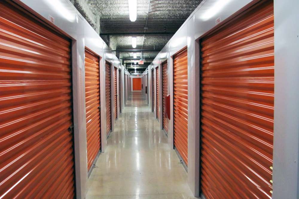 Public Storage | 300 NW 36th St, Miami, FL 33127, USA | Phone: (305) 203-0022