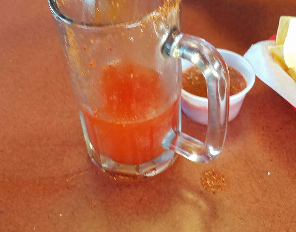 Mariscos Los Primos | 821 S State College Blvd, Anaheim, CA 92806, USA | Phone: (714) 817-0838