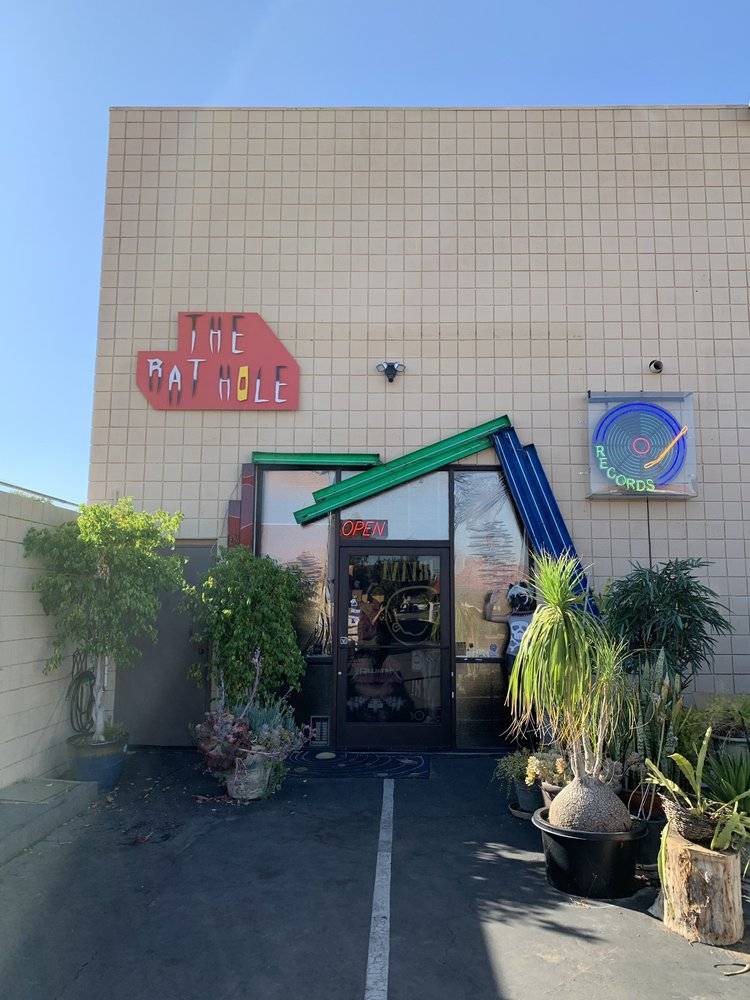 The Rat Hole | 10015 Magnolia Ave #2, Riverside, CA 92503, USA | Phone: (951) 324-1303