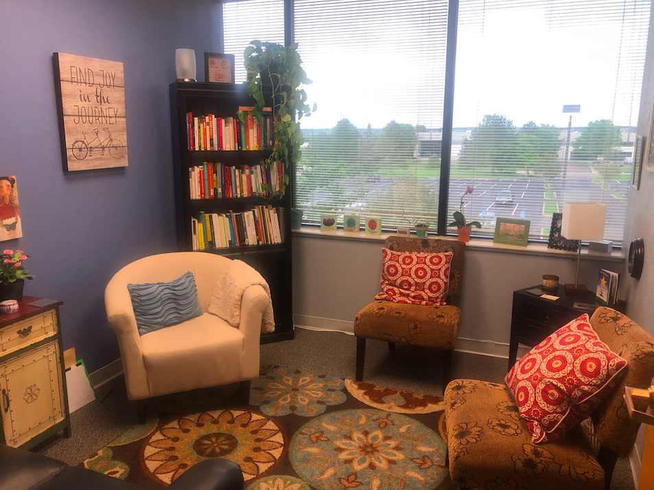 McLaughlin Counseling | 12150 E Briarwood Ave Suite 125, Centennial, CO 80112, USA | Phone: (720) 232-1651