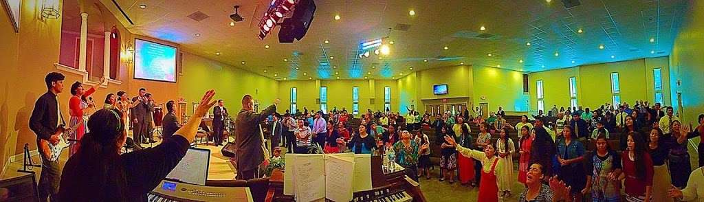 Iglesia Pentecostal: Los Pentecostales de Charlotte | 4929 N Sharon Amity Rd, Charlotte, NC 28205, USA | Phone: (704) 408-9055