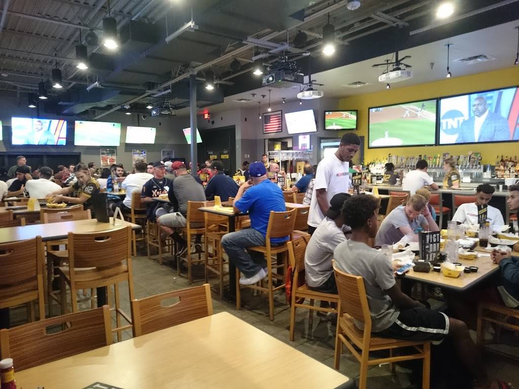 Buffalo Wild Wings | 705 S Rural Rd #104, Tempe, AZ 85281, USA | Phone: (480) 858-9464