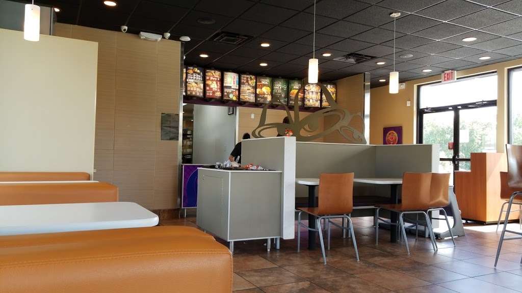 Taco Bell | 30343 Triangle Dr, Charlotte Hall, MD 20622 | Phone: (301) 884-4721