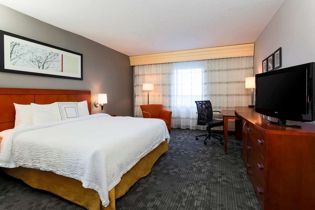 Courtyard by Marriott Philadelphia Langhorne | 5 Cabot Blvd E, Langhorne, PA 19047, USA | Phone: (215) 945-7980