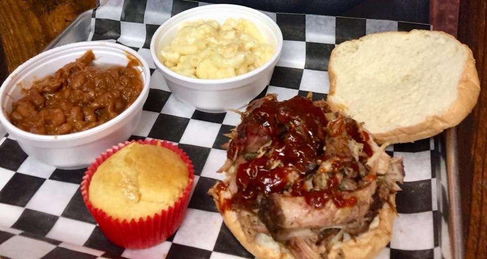 TeeDawgs BBQ | 307 W Washington St, Charles Town, WV 25414, USA | Phone: (304) 725-2271