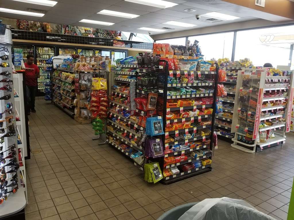 Loves Travel Stop | 11361 Interstate 35 Access Rd, Von Ormy, TX 78073, USA | Phone: (210) 623-2329