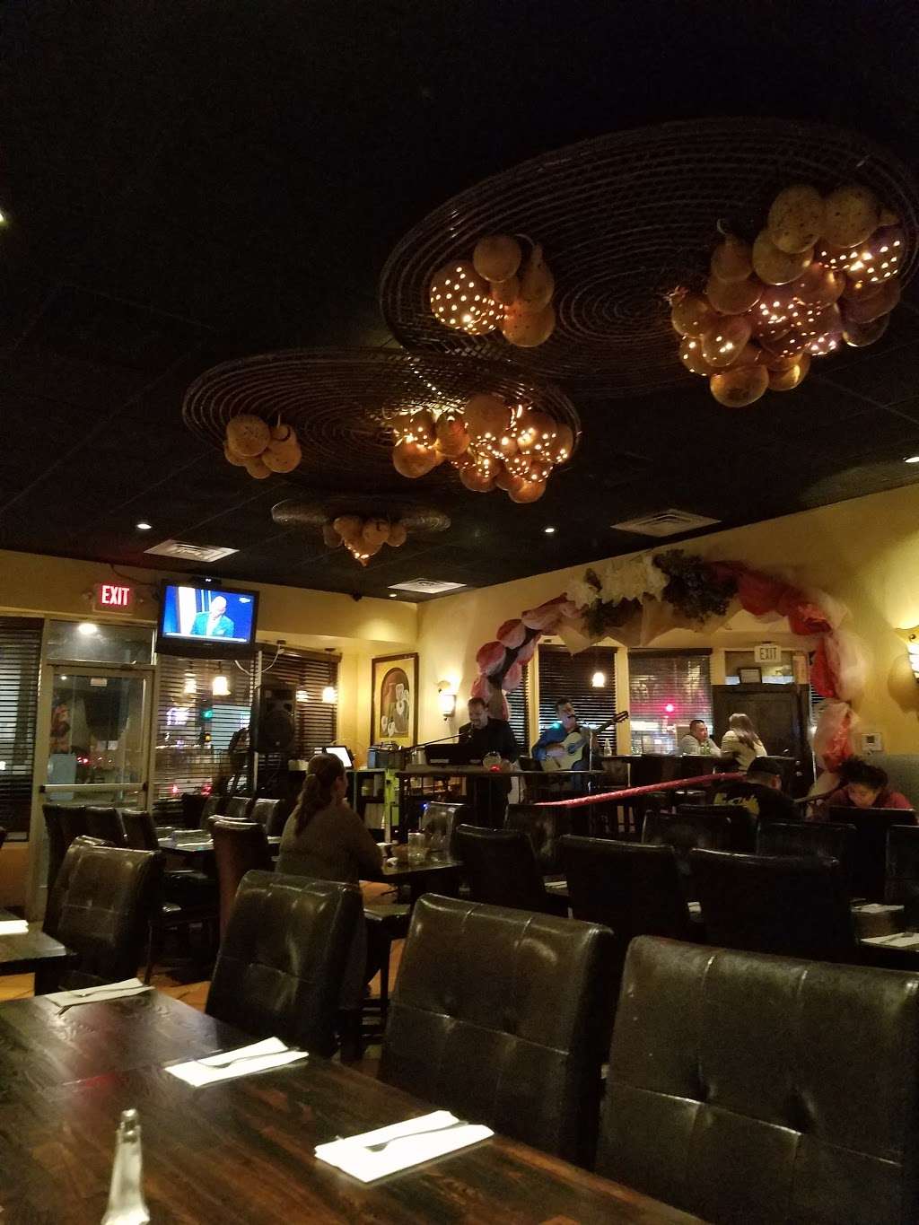 El Tarasco Mexican Restaurant | 13039 Glenoaks Blvd, Sylmar, CA 91342, USA | Phone: (818) 367-8510