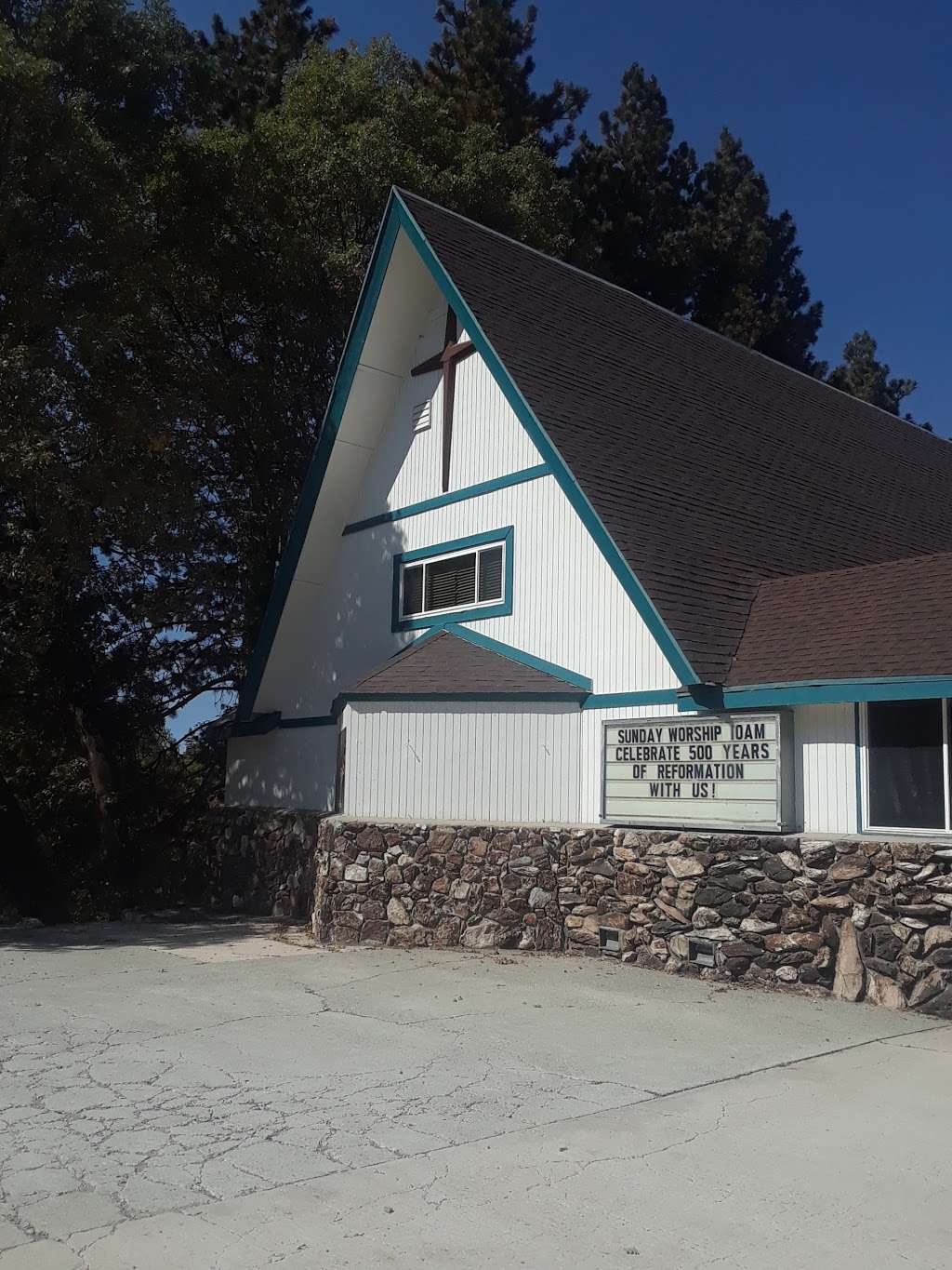 Rim of the World Community Church | 31116 Hilltop Blvd, Running Springs, CA 92382, USA | Phone: (909) 867-2911