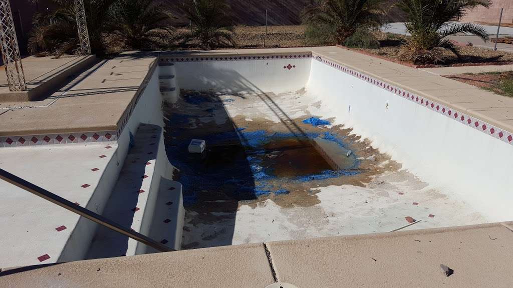 Las Vegas Valley Pool Services | 6852 Brier Creek Ln, Las Vegas, NV 89131, USA | Phone: (702) 354-4270
