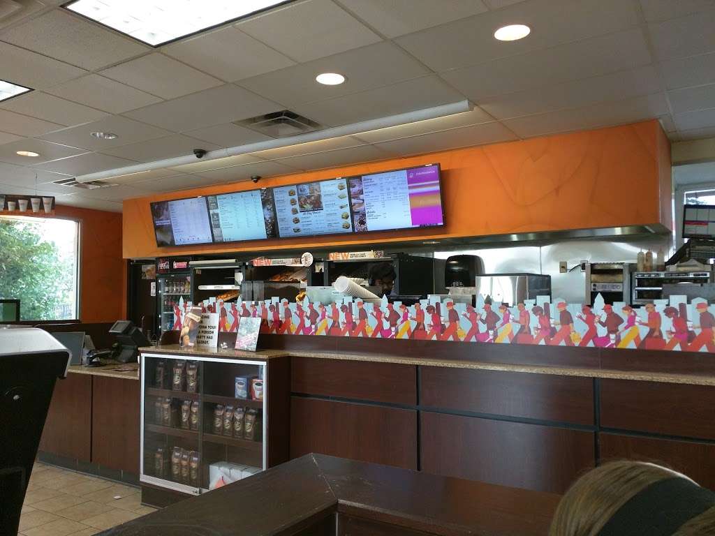 Dunkin Donuts | 6412 Central Ave, Seat Pleasant, MD 20743, USA | Phone: (301) 456-1559