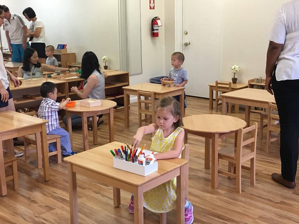 Joy Park Bilingual Montessori Preschool | 8863 Anderson Mill Rd Suite 120, Austin, TX 78729, USA | Phone: (512) 207-0252