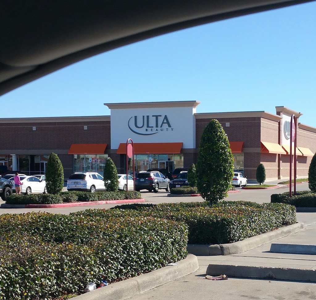 Ulta Beauty | 2732 Eldridge Pkwy Suite D, Houston, TX 77082 | Phone: (281) 589-0644