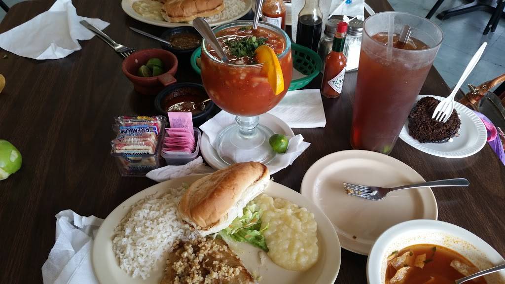 La Playa Seafood Restaurant | 7446 Alameda Ave, El Paso, TX 79915, USA | Phone: (915) 771-8610