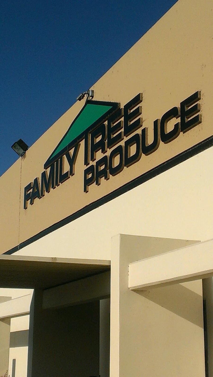 Family Tree Produce | 5510 La Palma Ave, Anaheim, CA 92807 | Phone: (714) 696-3037