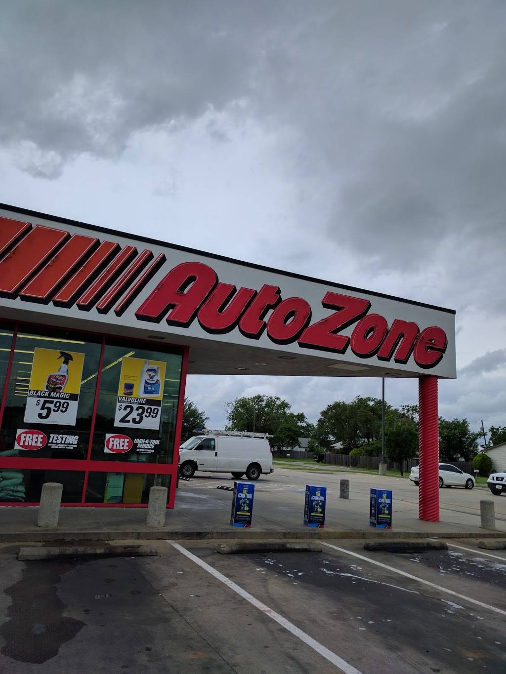 AutoZone Auto Parts | 2505 S Meridian Ave, Wichita, KS 67217, USA | Phone: (316) 942-4102