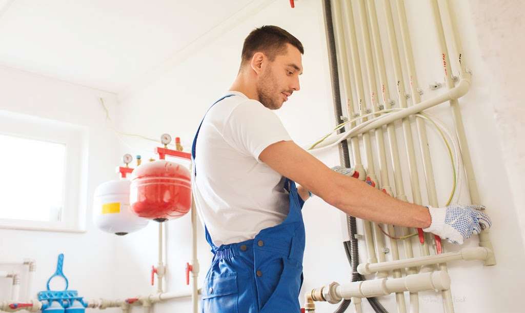 E & Y Plumbers | 388 Springdale Ave, East Orange, NJ 07017, USA | Phone: (973) 339-0842