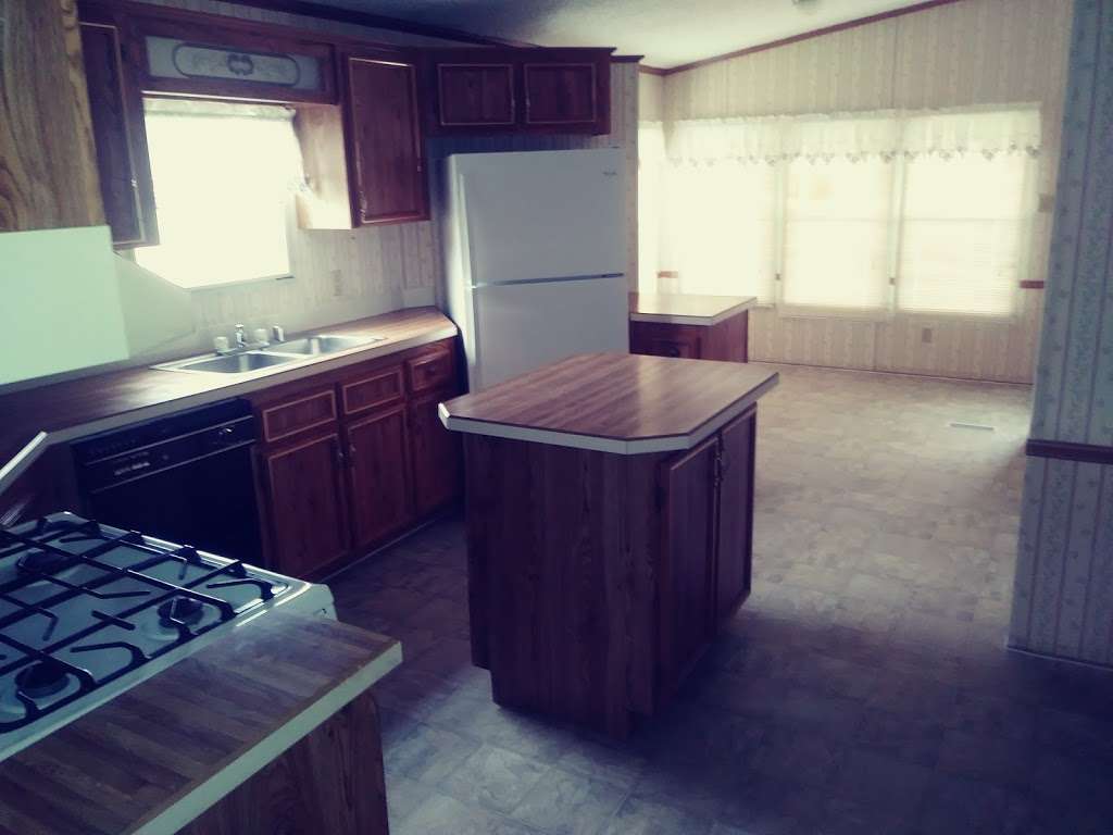 Anderson Manufactured Home Community | 328 W 53rd St, Anderson, IN 46016, USA | Phone: (765) 274-5554