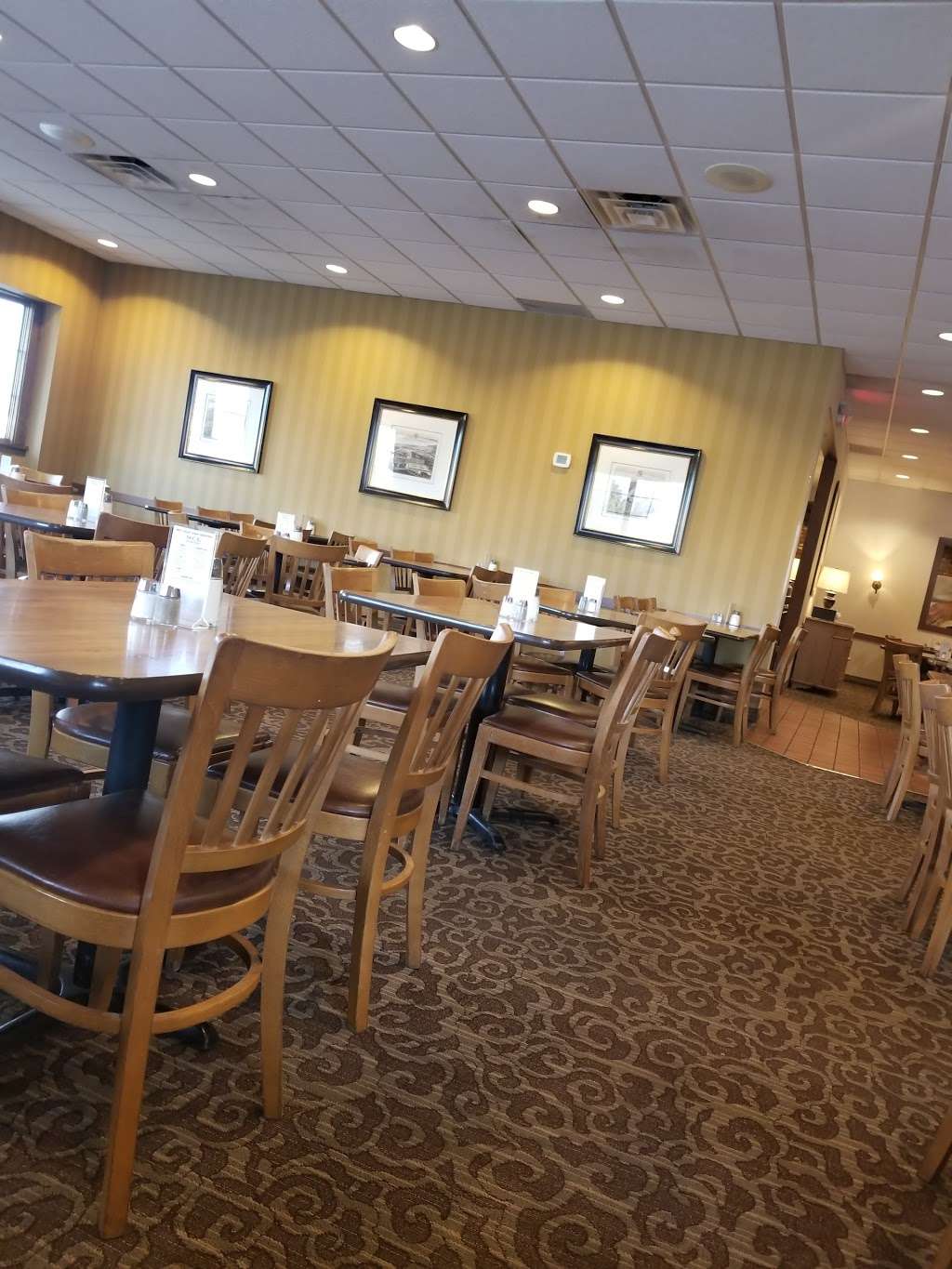 MCL Restaurant & Bakery Southside | 3630 S East St, Indianapolis, IN 46227 | Phone: (317) 783-2416