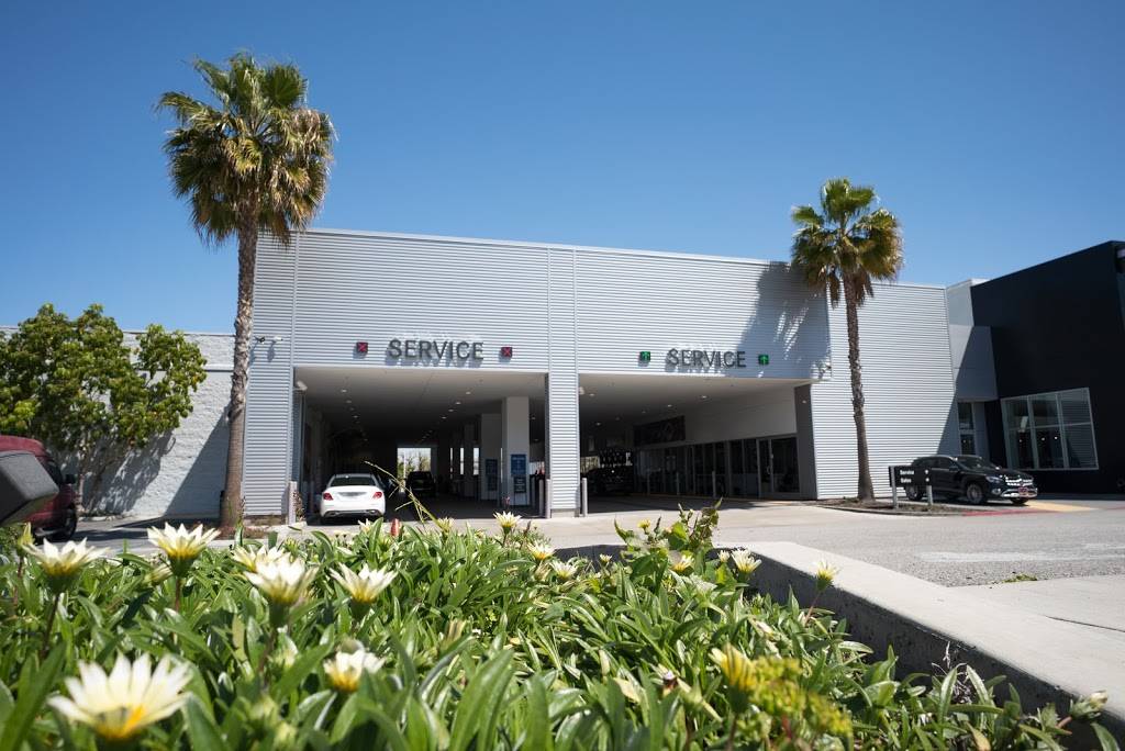 Mercedes-Benz of South Bay Service Center | 3311 CA-1, Torrance, CA 90505, USA | Phone: (800) 401-2147