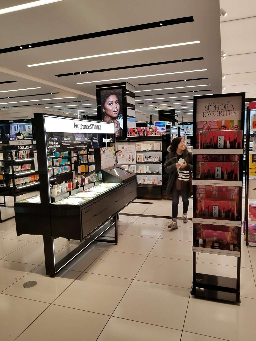 SEPHORA | 800 Boylston St Space 157, Boston, MA 02199, USA | Phone: (617) 262-4200