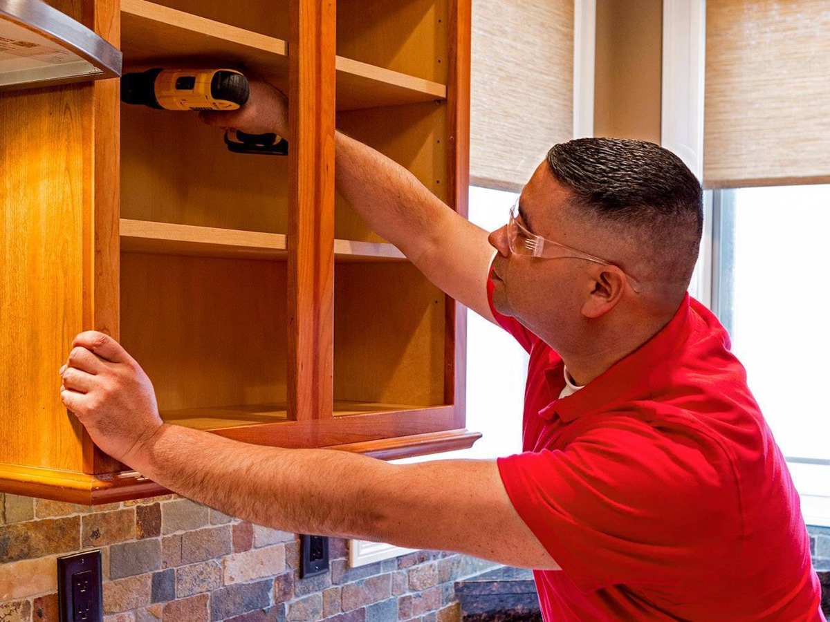 Mr. Handyman of Dallas | 5930 Lyndon B Johnson Fwy #250, Dallas, TX 75240, United States | Phone: (972) 627-4518