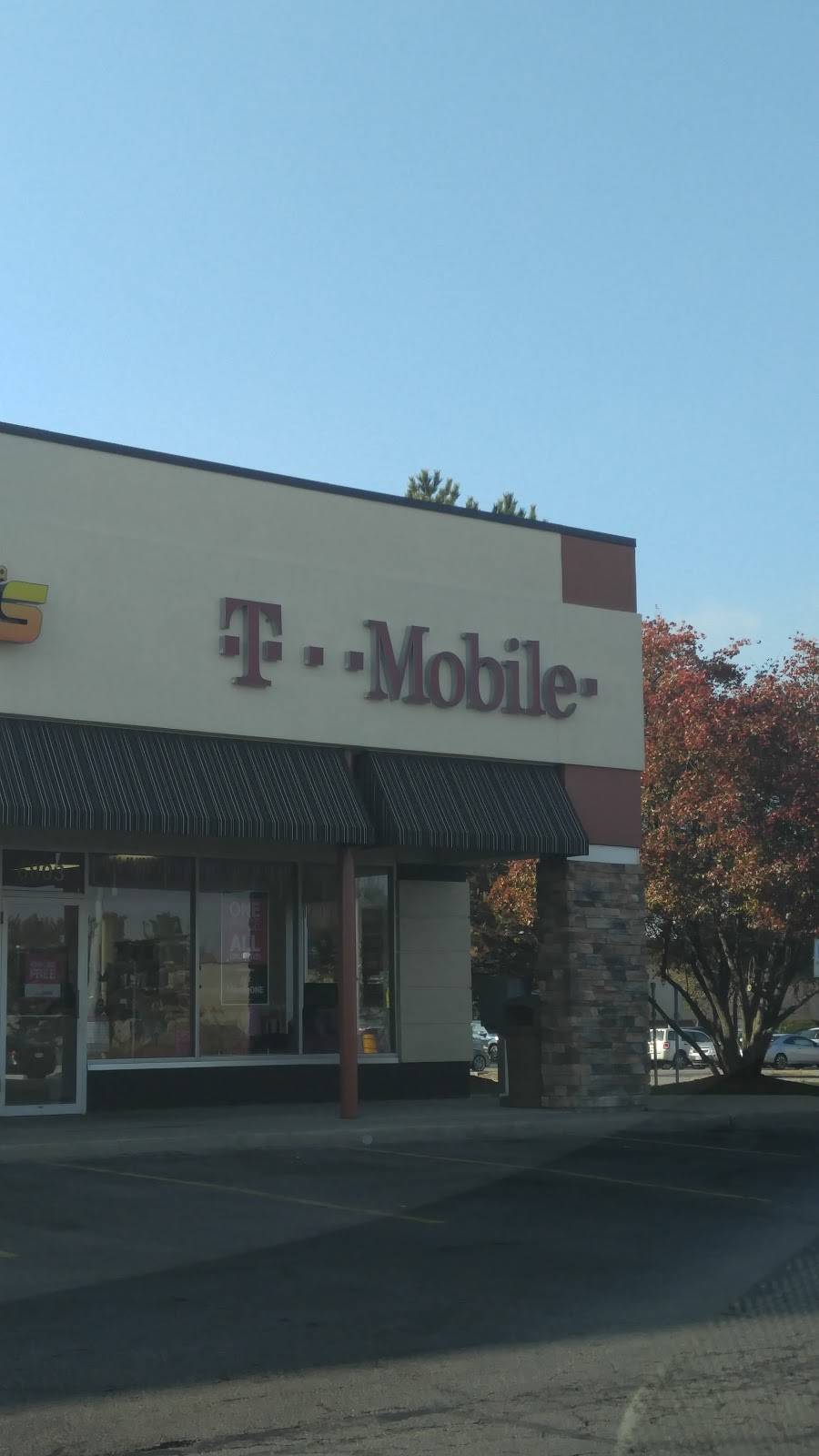 T-Mobile | 6803 Spring Valley Dr, Holland, OH 43528, USA | Phone: (419) 861-2030