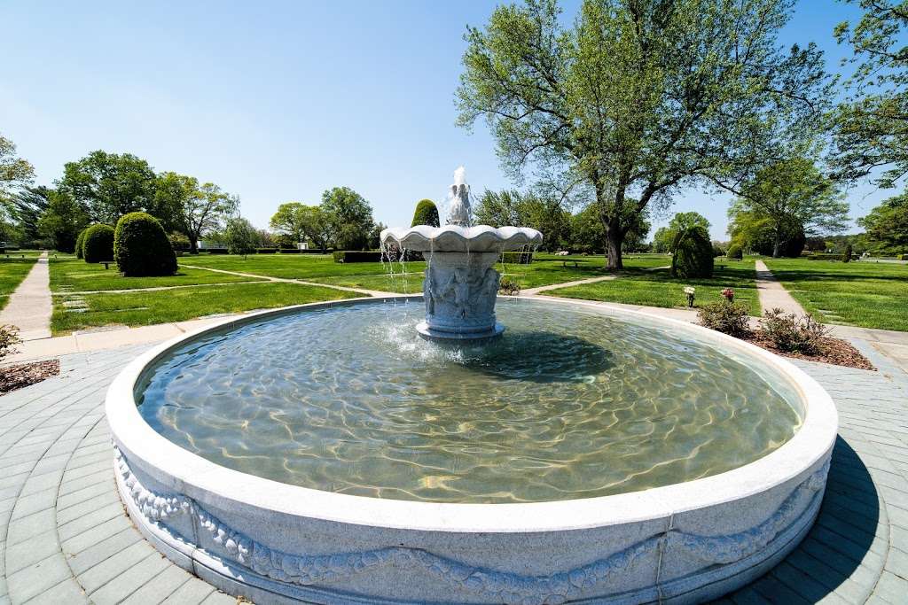 Pinelawn Memorial Park and Arboretum | 2030 Wellwood Ave, Farmingdale, NY 11735, USA | Phone: (631) 249-6100