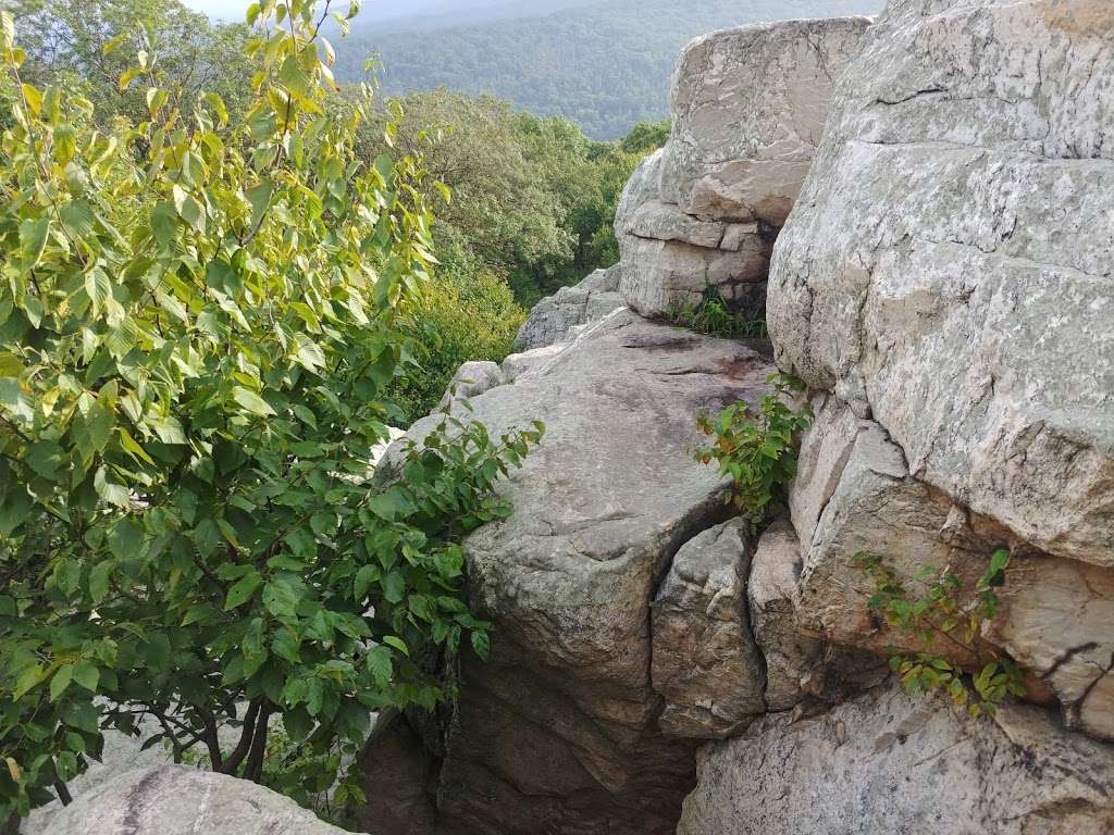 Chimney Rock | 15, Thurmont, MD 21788, USA